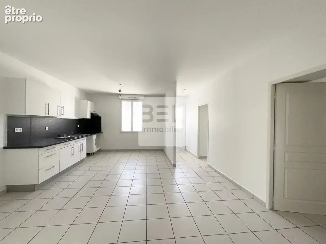 Maison avec 2 appartements a saint quentin la poterie - photo 3