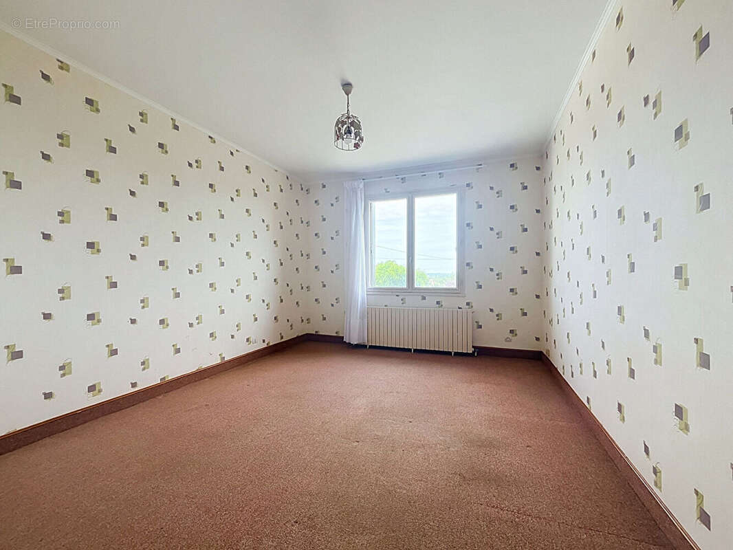 Maison vue dégagée - Village avec école et commodités - photo 7
