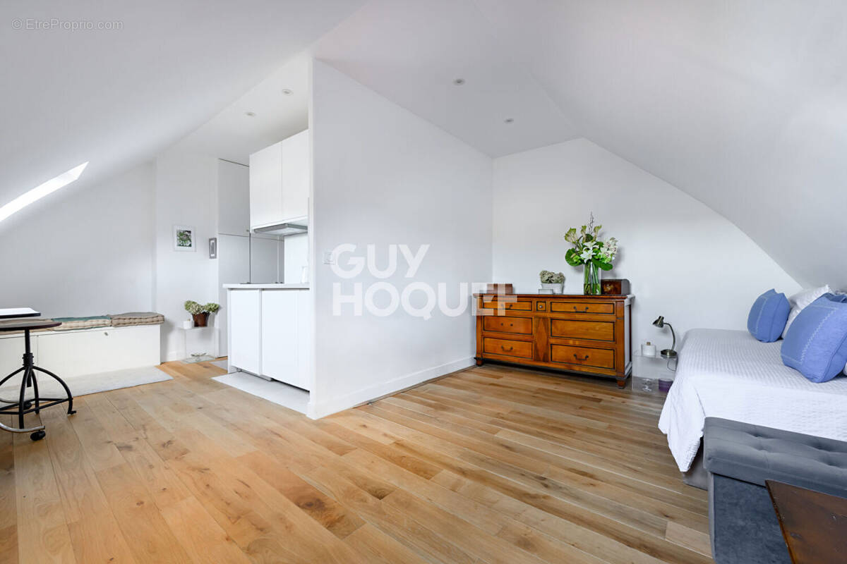 Appartement à PARIS-9E