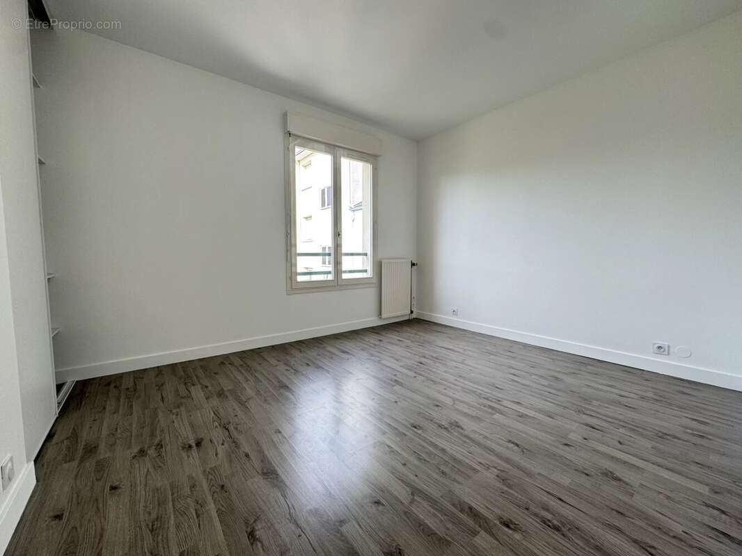 Appartement à LE PLESSIS-TREVISE