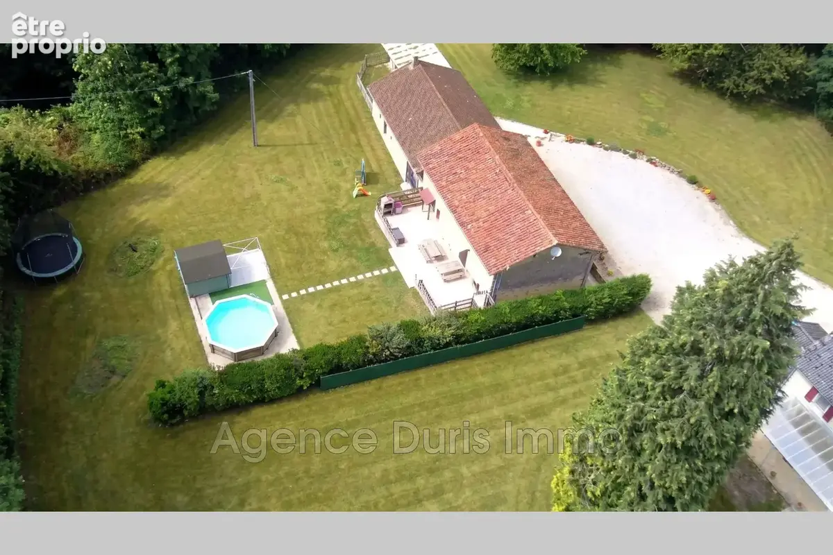 Maison 10 pièces 270 m² à vendre à Marval (87440) - photo 4