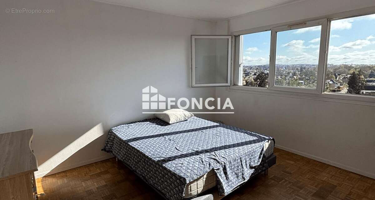 Appartement à SAINT-GRATIEN