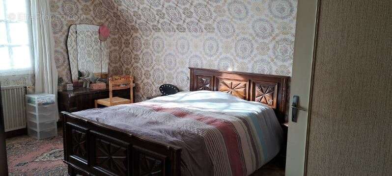 Maison à SAINT-MARTIN-VALMEROUX