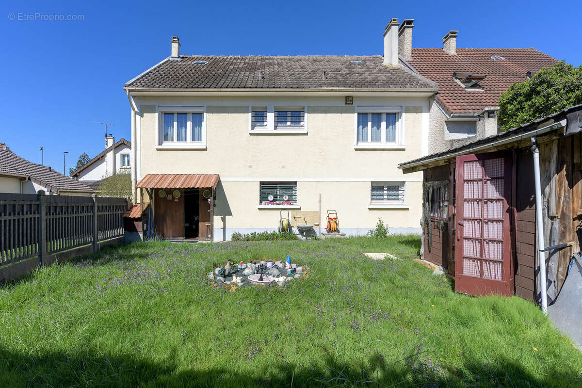 Maison à CHAMPIGNY-SUR-MARNE