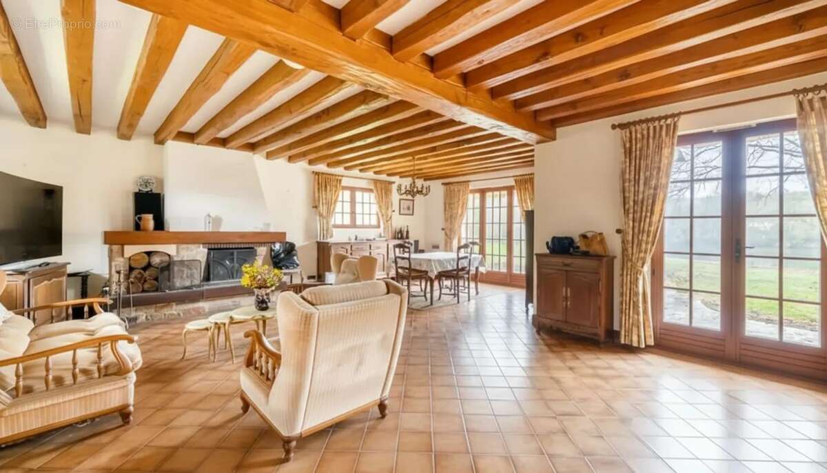 Maison à BREUILPONT