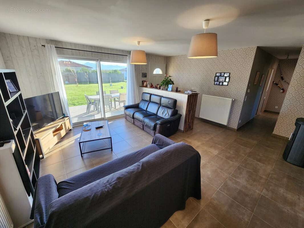 Maison à CHELLE-DEBAT