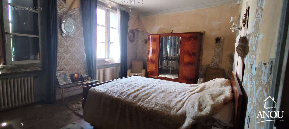 Maison familiale - quartier historique - photo 7