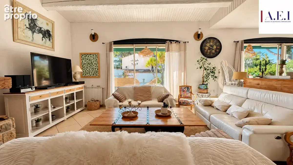 Propriété provençale 7 pièces avec piscine et double garage   Proche de Six-Fours-les-Plages - photo 8
