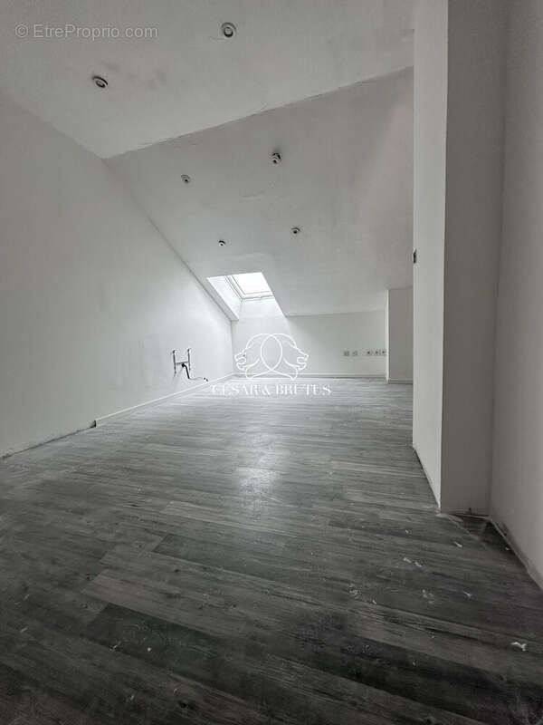 Appartement à LA VERPILLIERE