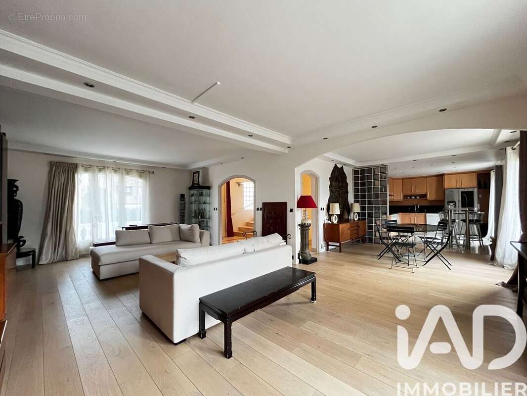 Photo 2 - Maison à VILLIERS-SUR-MARNE