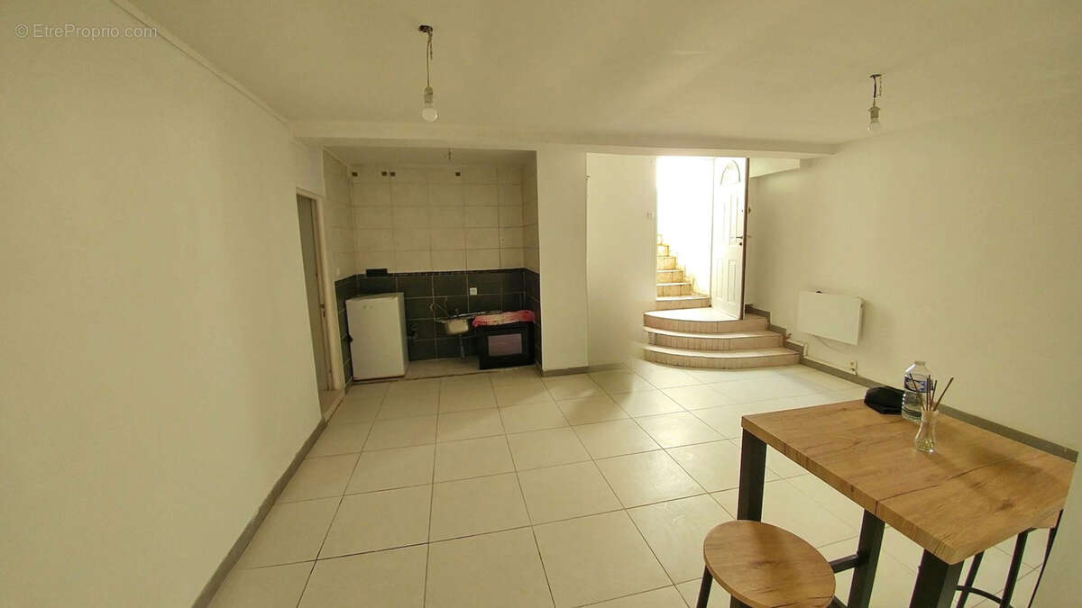 Maison avec studio indépendant   Quartier recherché - photo 3