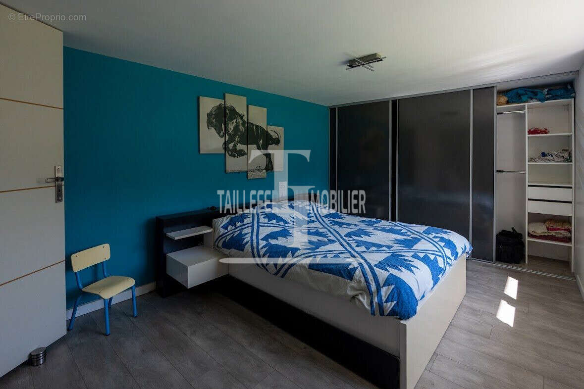 Maison à COULOUNIEIX-CHAMIERS