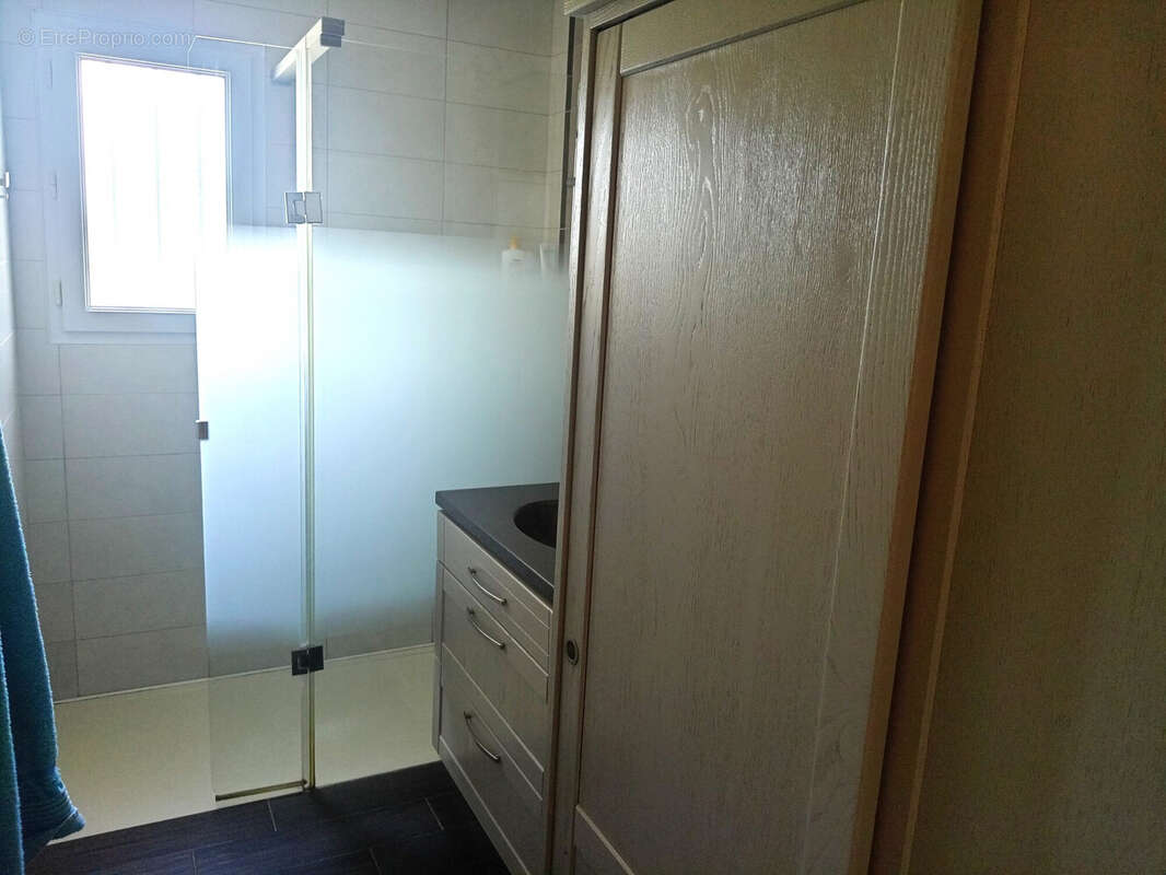 Maison 96 m² à Mesanger  - photo 8
