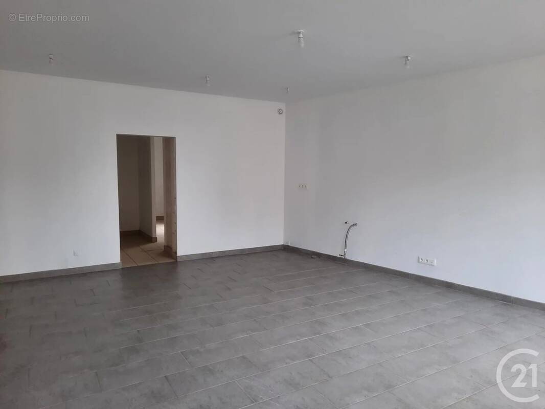 Maison à PAIZAY-NAUDOUIN-EMBOURIE