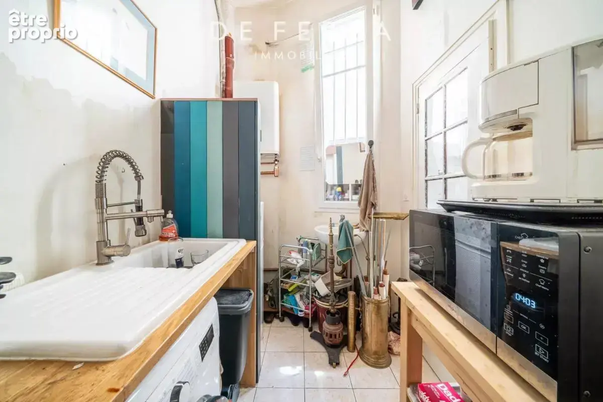 Studio à rénover avec mezzanine - Place Maubert/Boulevard Saint-Germain - photo 7