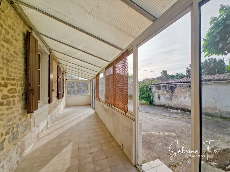 Maison à CHARRON
