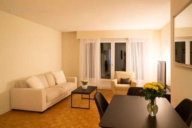 Appartement à LE PERREUX-SUR-MARNE