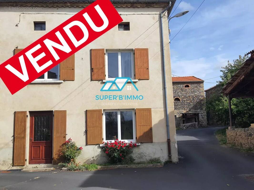 Maison à MAZEYRAT-D&#039;ALLIER