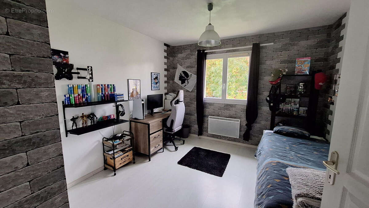 Maison à PIERREFIQUES