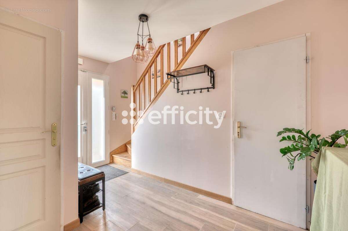 Maison à EPINAY-SUR-ORGE