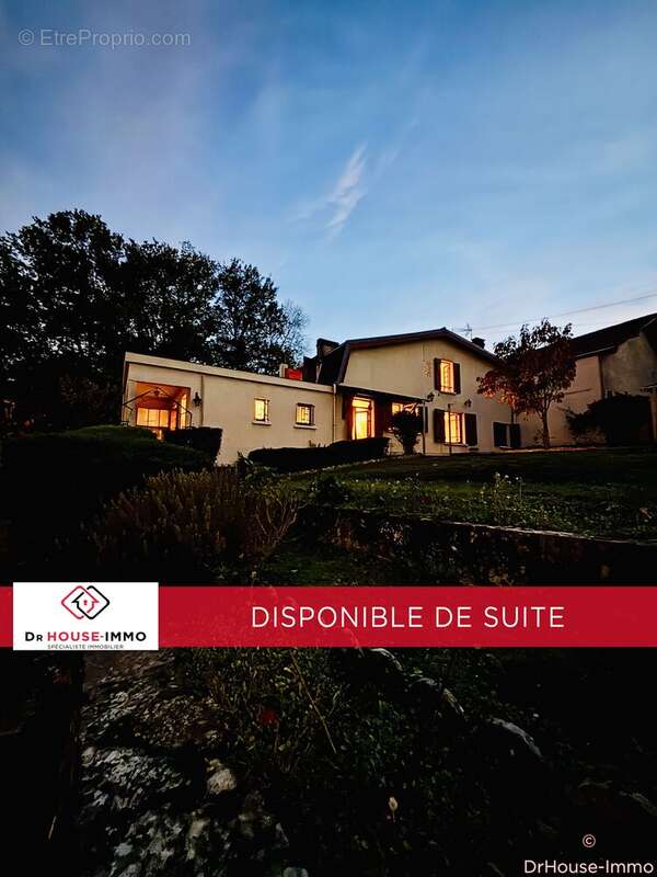 Maison à COULOUNIEIX-CHAMIERS