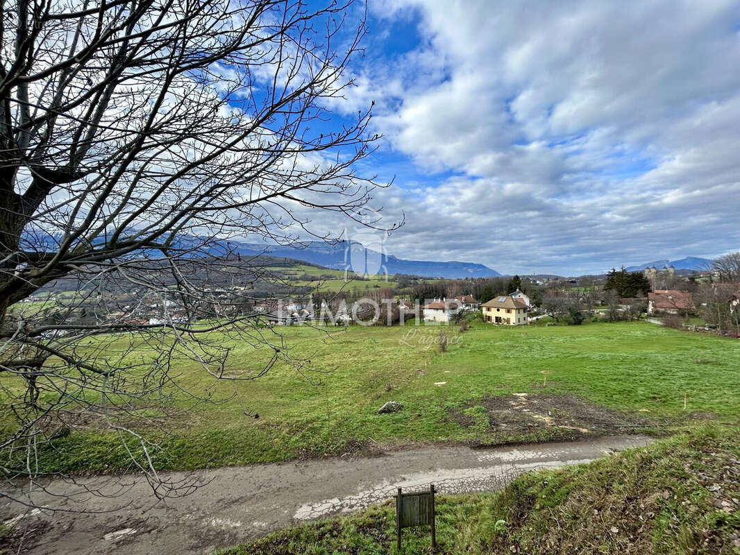 Terrain 760 m² à Jarrie  - photo 4