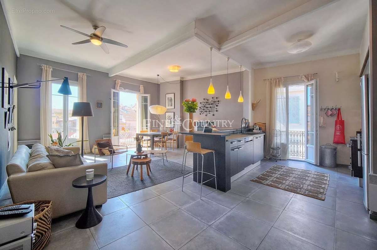 Appartement à CANNES