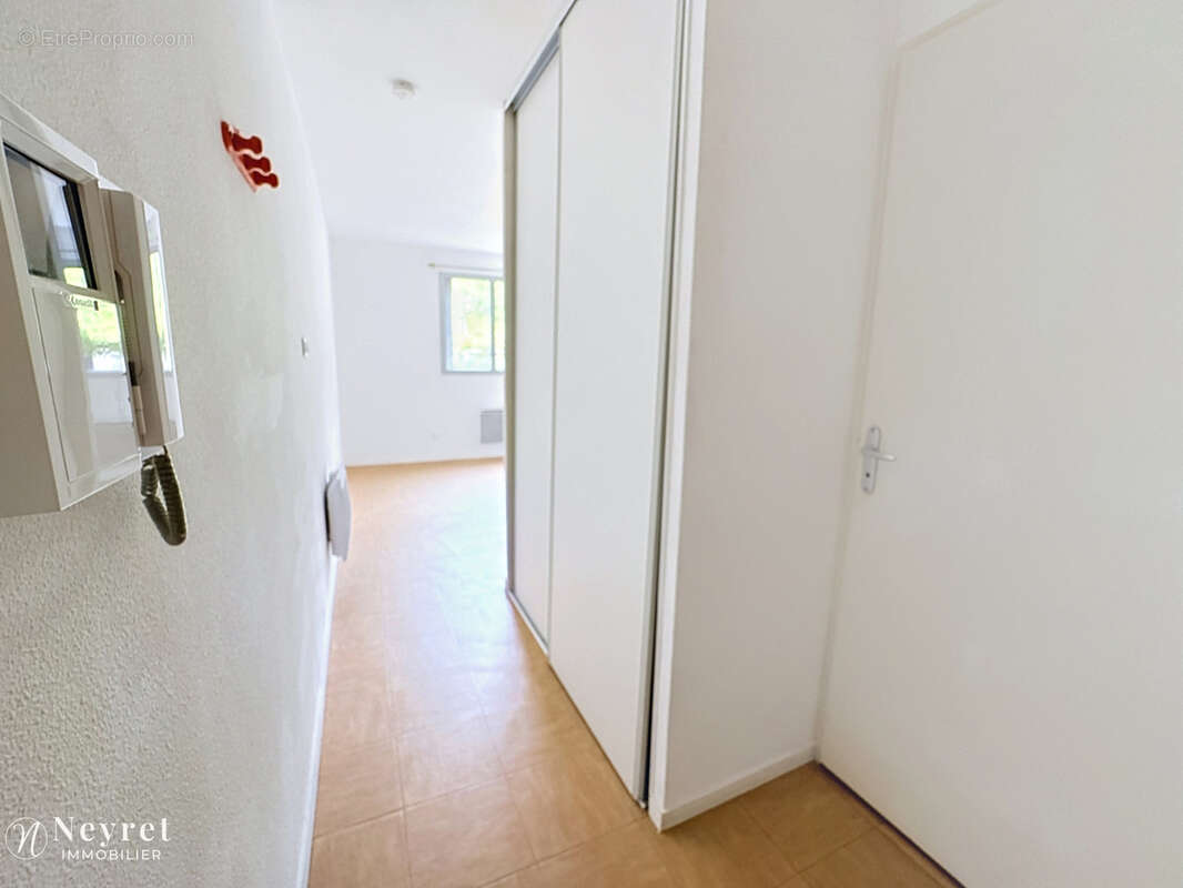 Studio - Proche métro - Idéal investissement locatif - photo 5