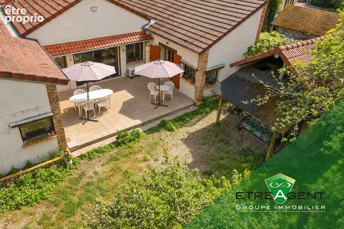Maison de PLAIN-PIED LE VAL DORÉ - 208 m² - 5 chambres - photo 14