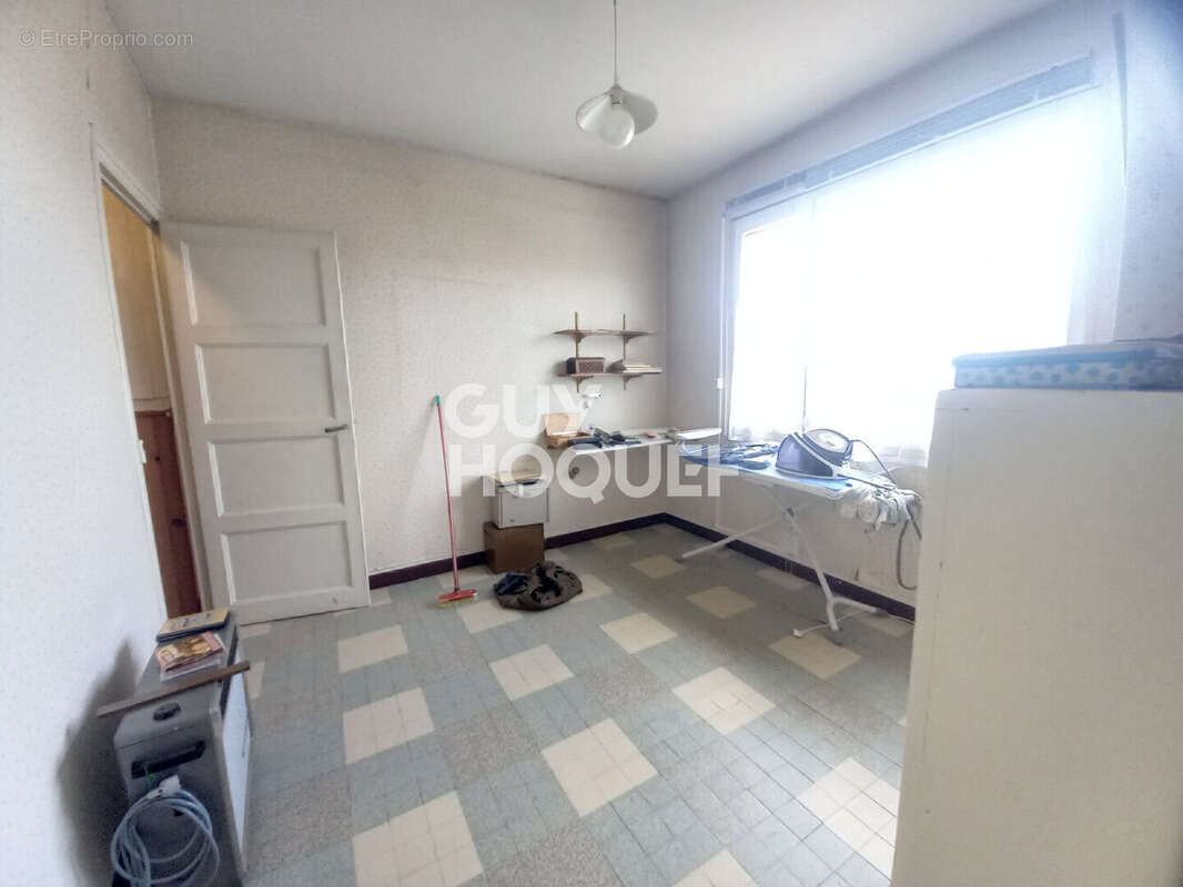 Maison à CHAMPFORGEUIL