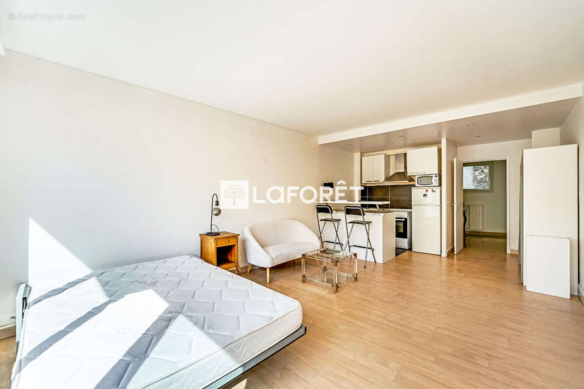 Appartement à PARIS-11E