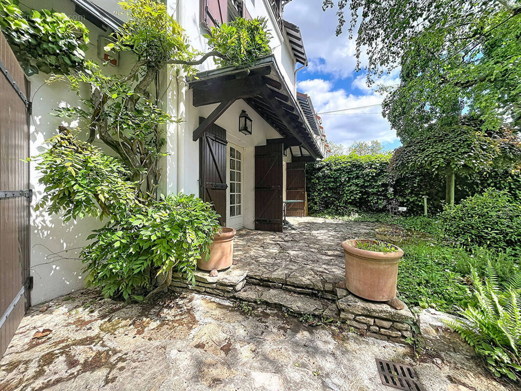 Maison à FONTENAY-AUX-ROSES