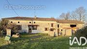 Photo 1 - Maison à FONTAINES-D'OZILLAC