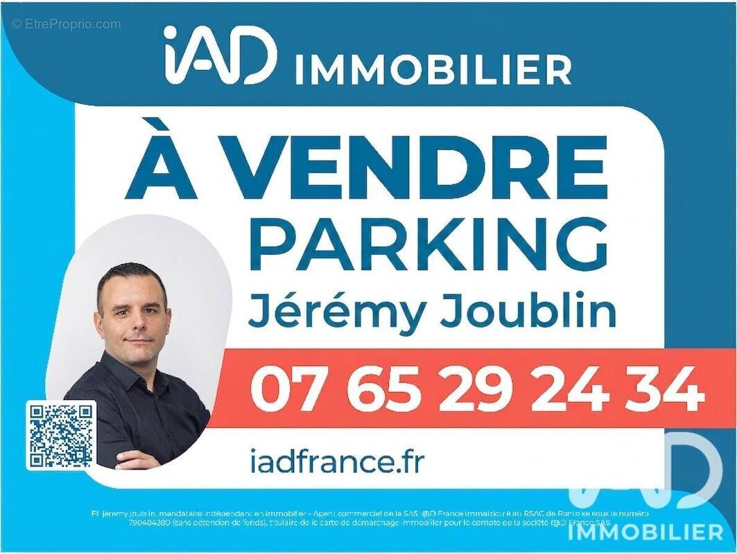 Photo 1 - Parking à JOUY-LE-MOUTIER