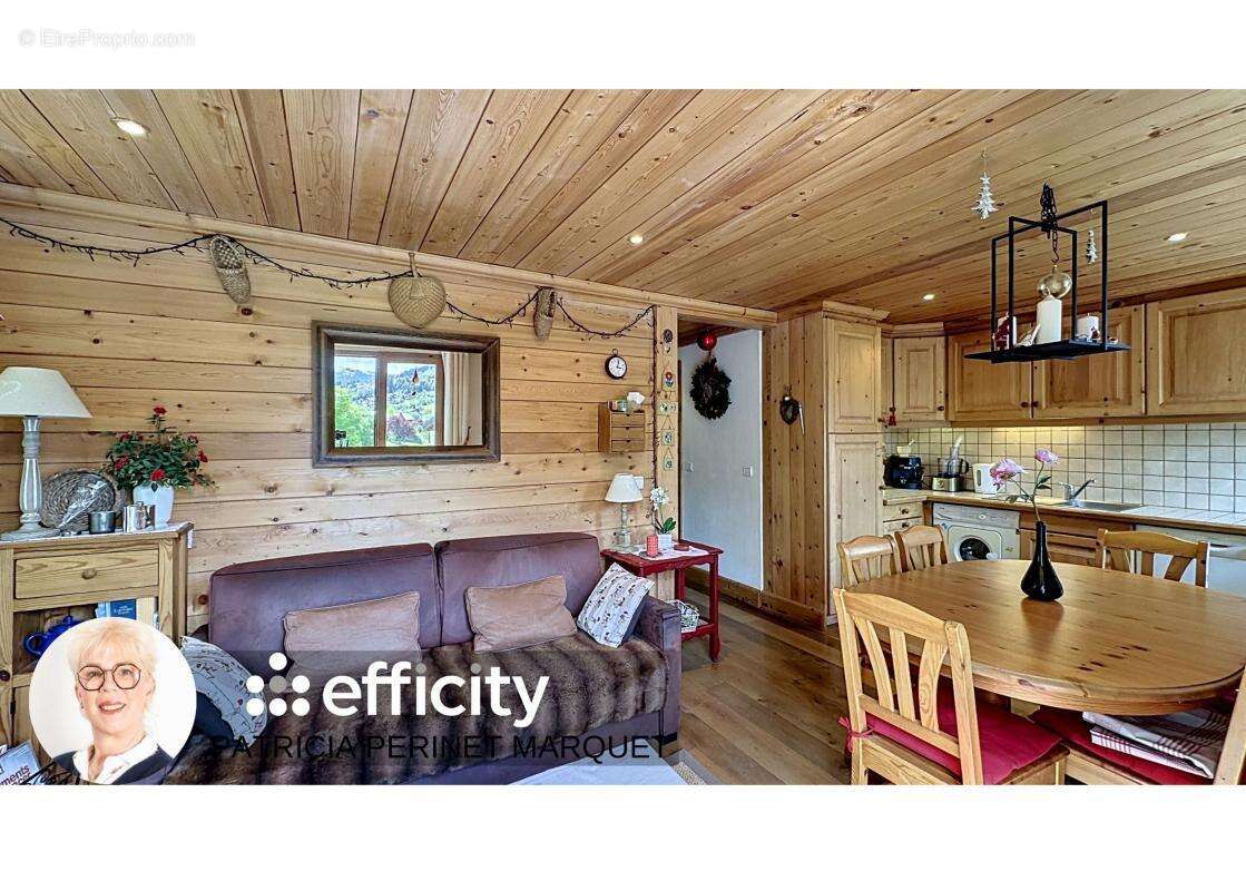 Appartement à COMBLOUX