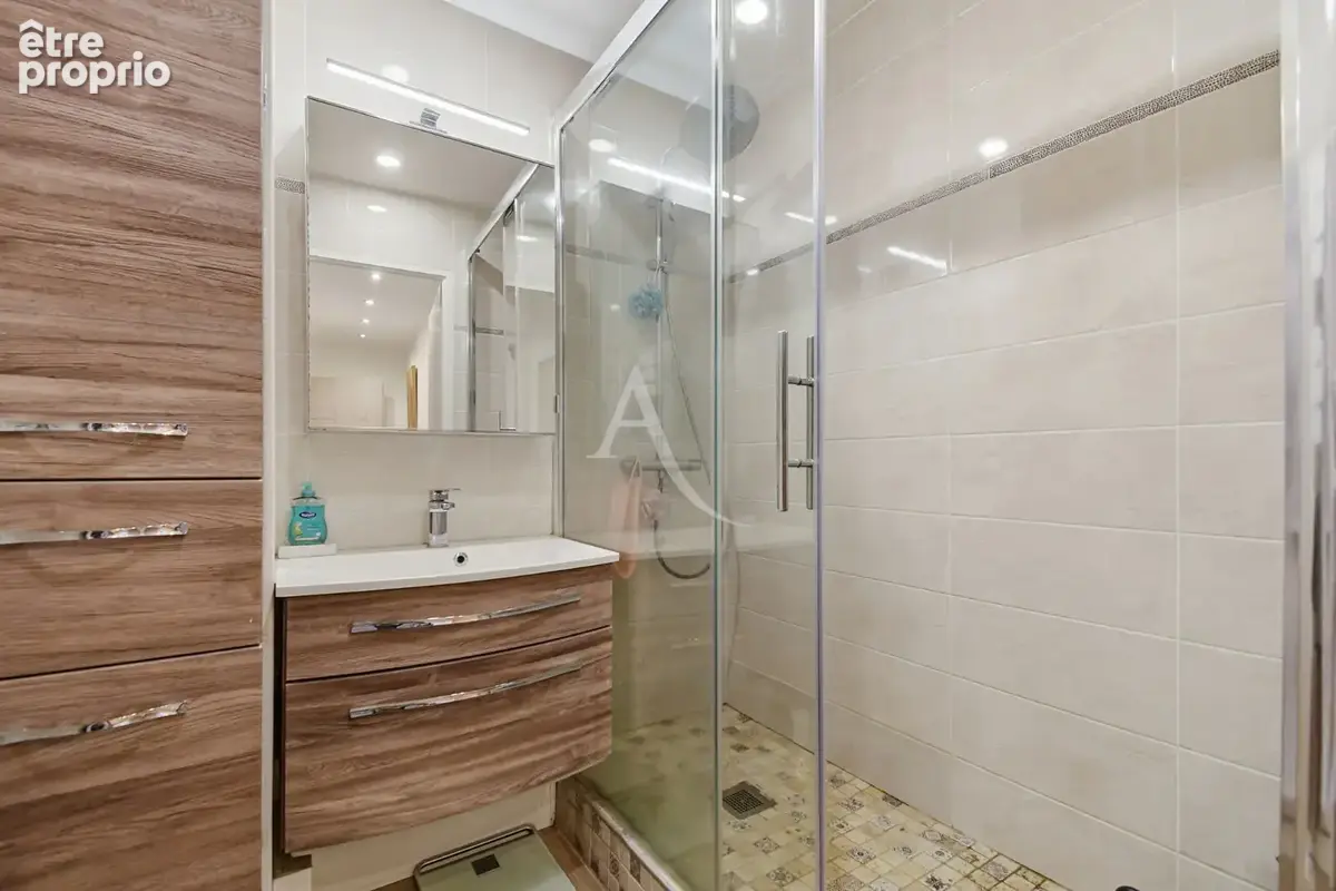 RUEIL MALMAISON Appartement  4 pièces 81.11 m2 - photo 12