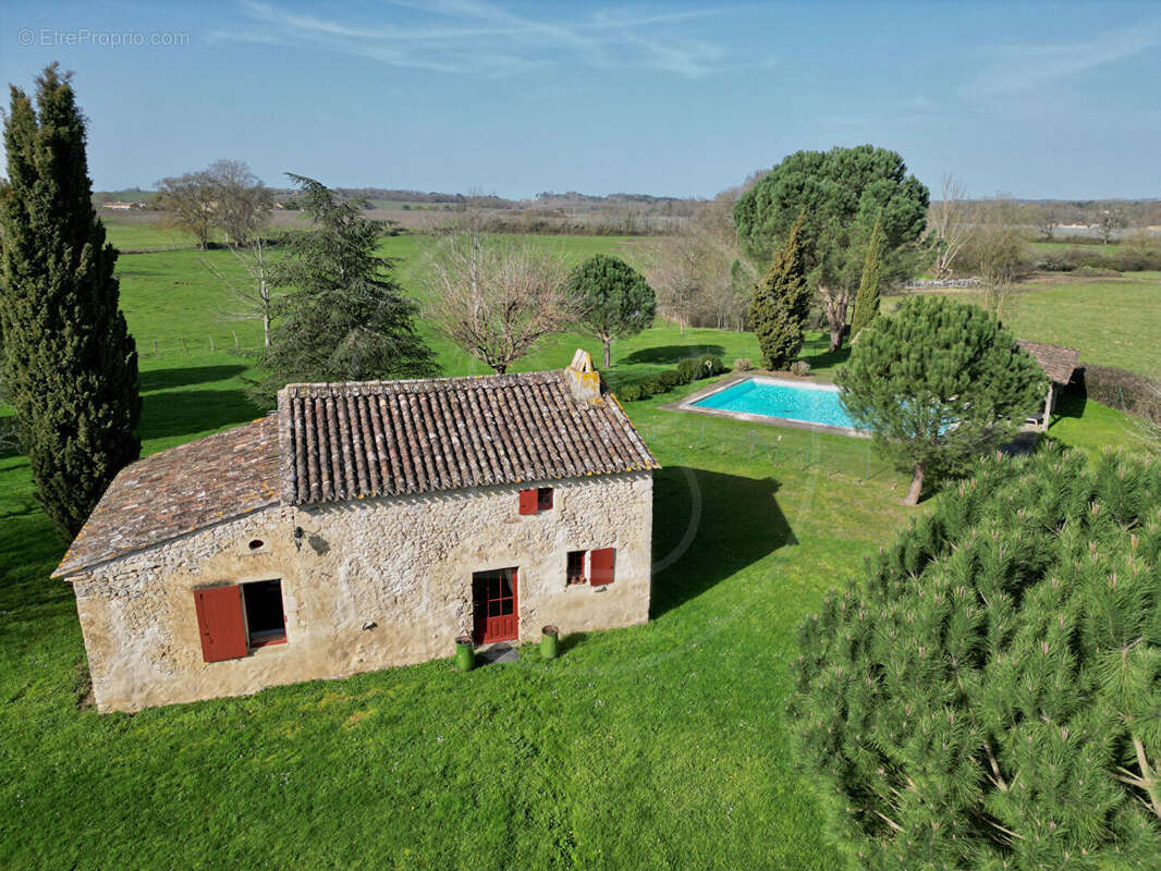 Maison à SAUVETERRE-DE-GUYENNE