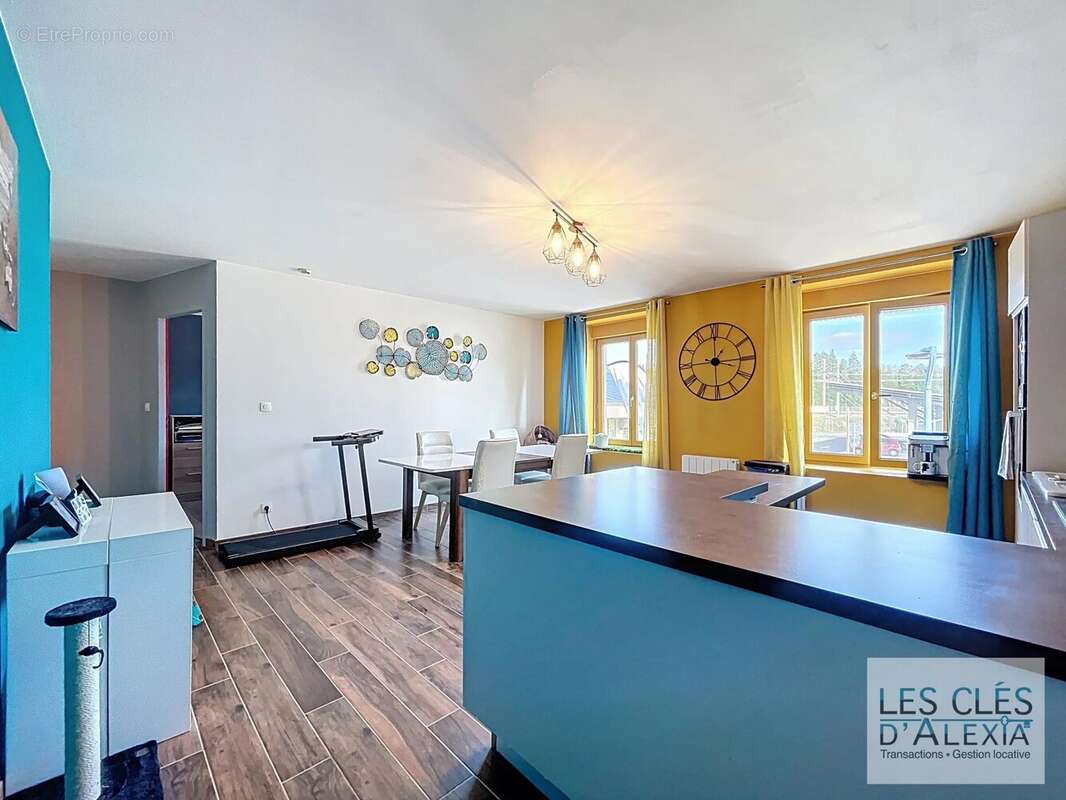 Appartement à LOIRE-SUR-RHONE
