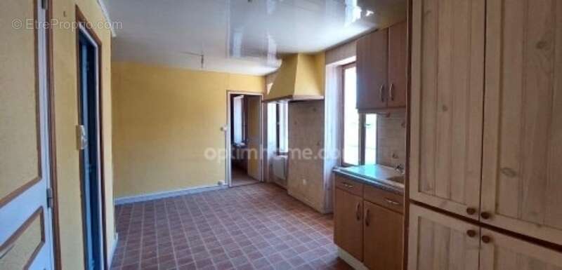 Maison à SAINT-SAULGE