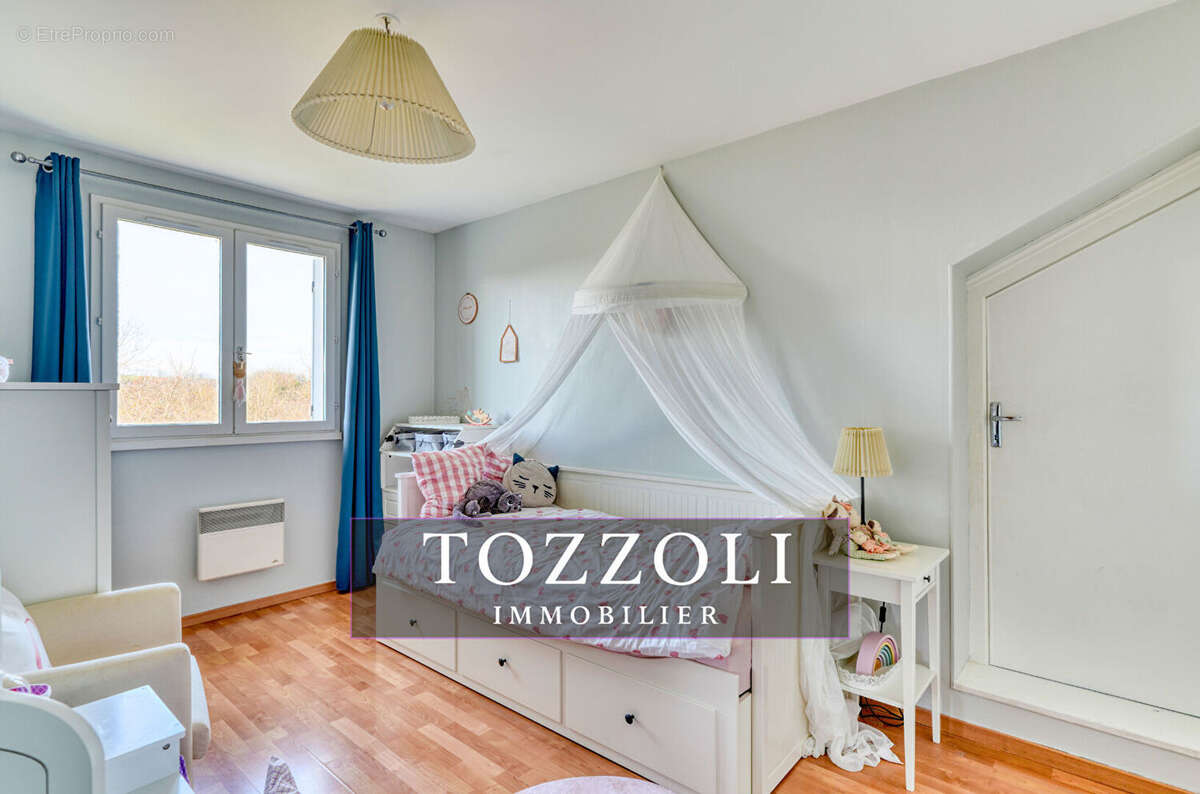 Maison à VILLEFONTAINE