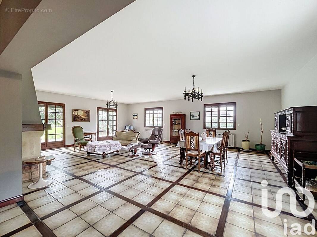 Photo 1 - Maison à GENAS