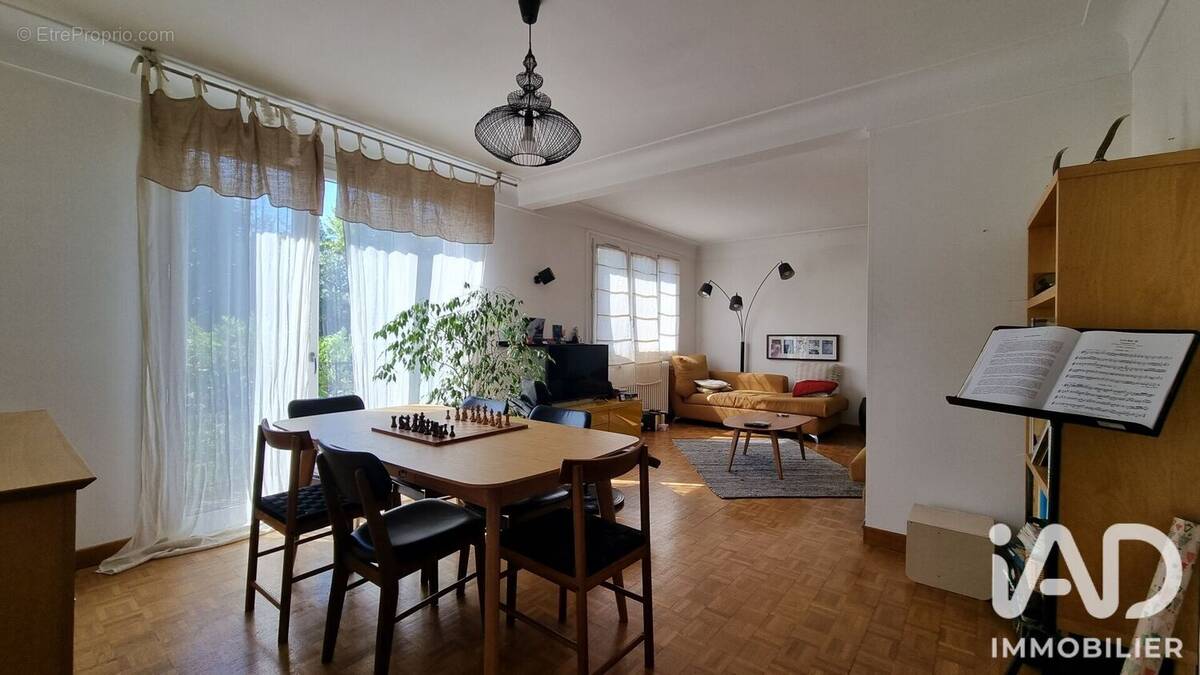 Maison 157 m² à Le Monastere  - photo 1
