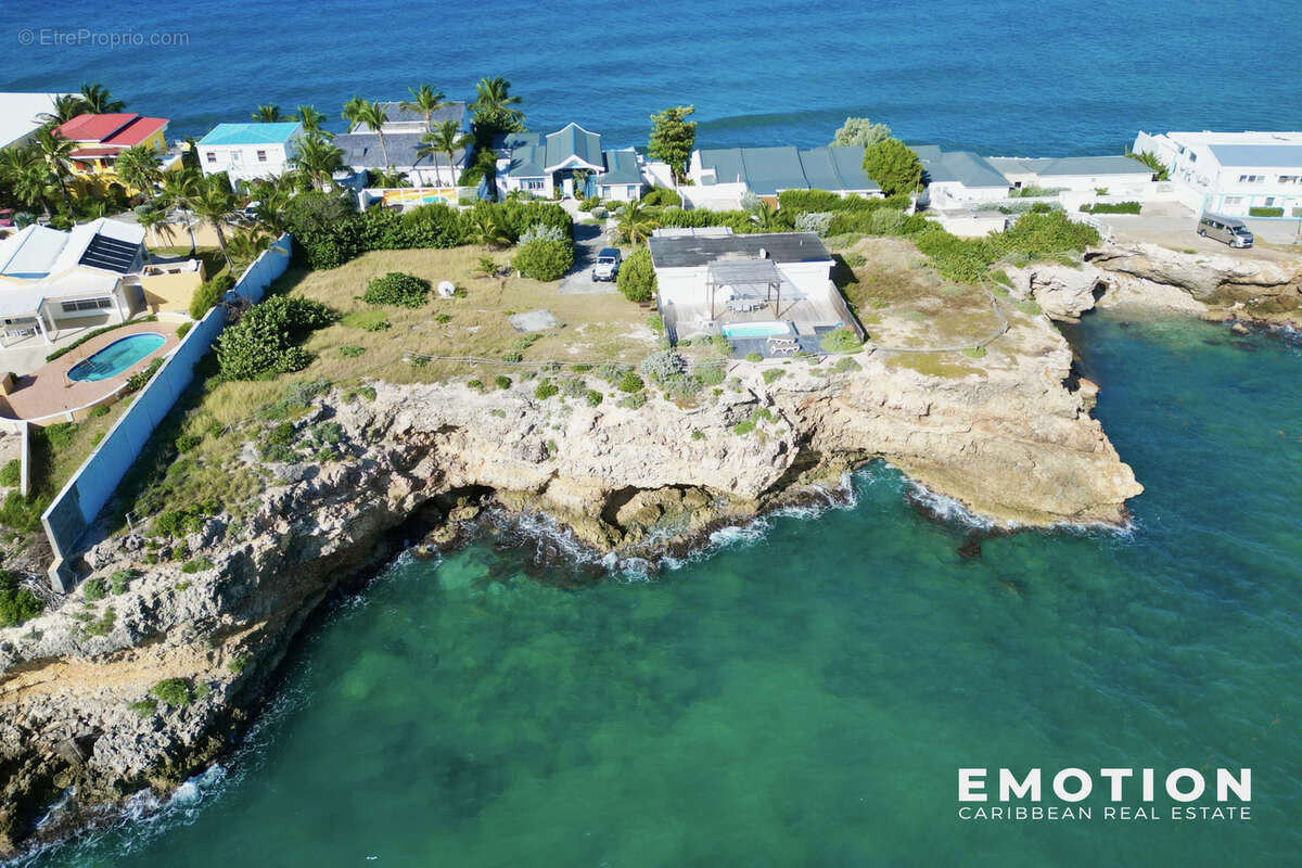 Terrain d’exception 2 305 m2 en bord de mer - photo 5