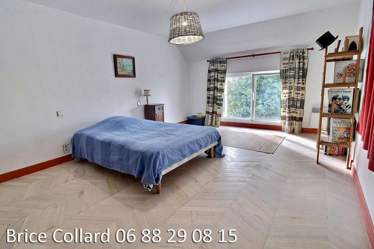 Maison à MOGNEVILLE