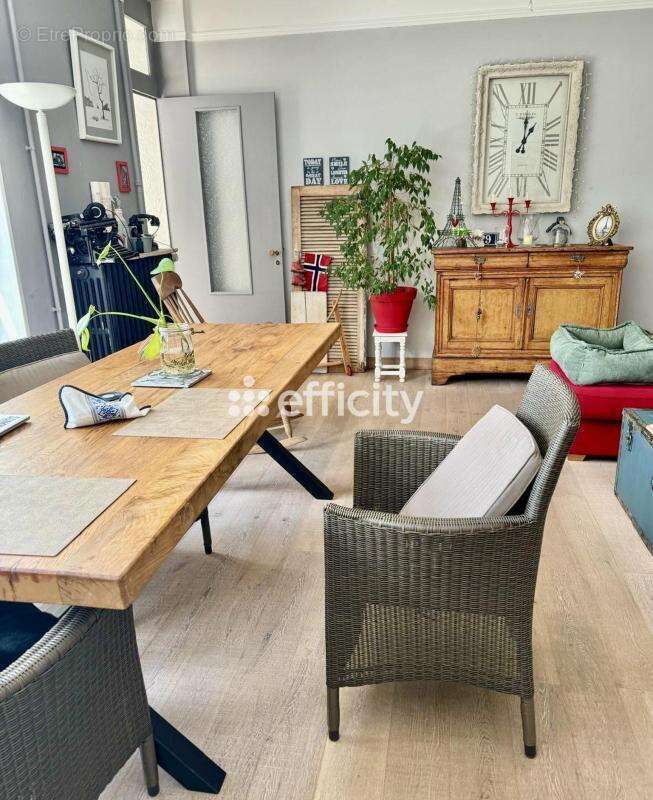 Maison 215 m² à Bourcefranc-Le-Chapus  - photo 3