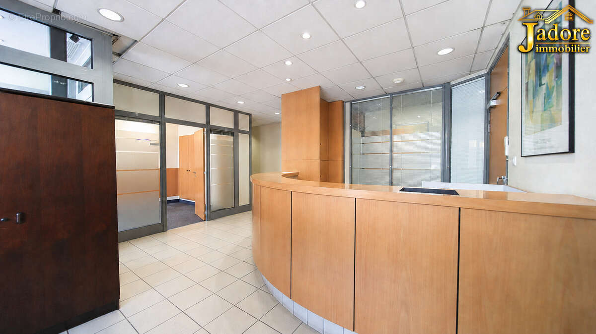 immeuble + local commercial - photo 22