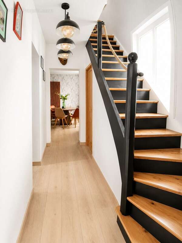 Maison 125 m² à Anzin  - photo 6