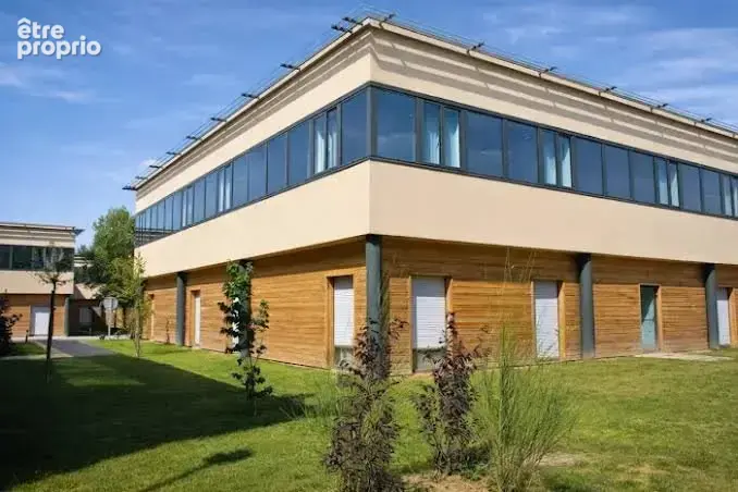 INVESTISSEMENT LOCATIF  Le Blanc-Mesnil  Résidence Affaires Première Classe Le Blanc Mesnil  6.55 % de rentabilité - photo 1