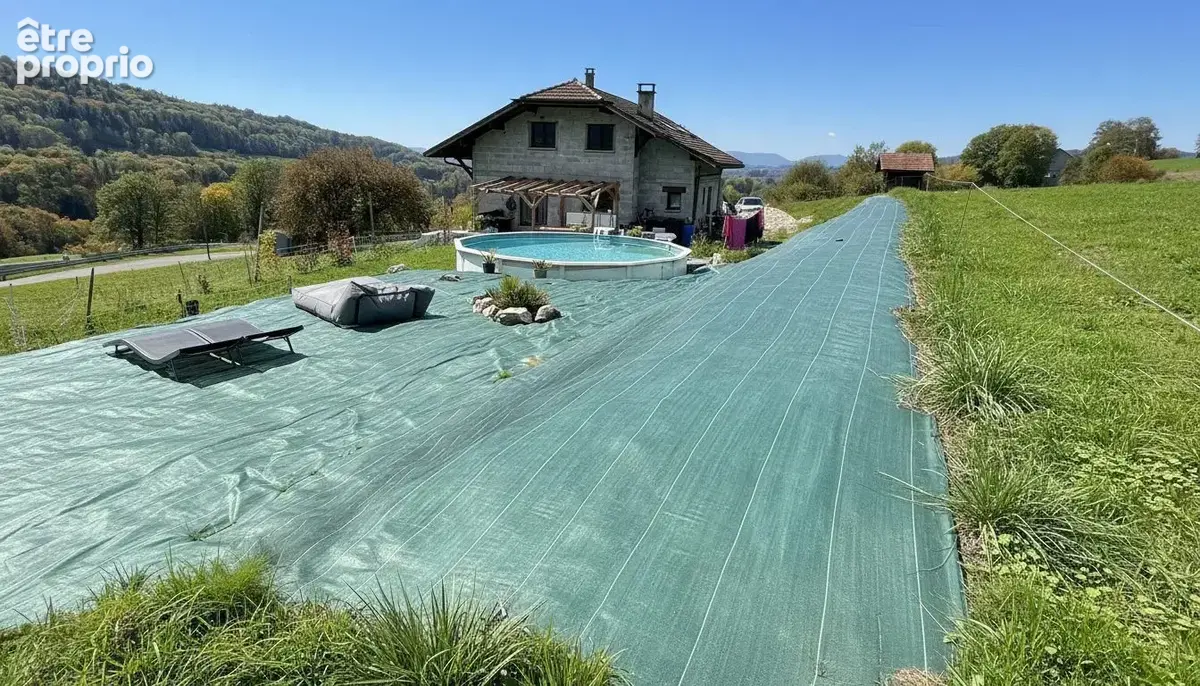 Maison 282 m² à Evires  - photo 2