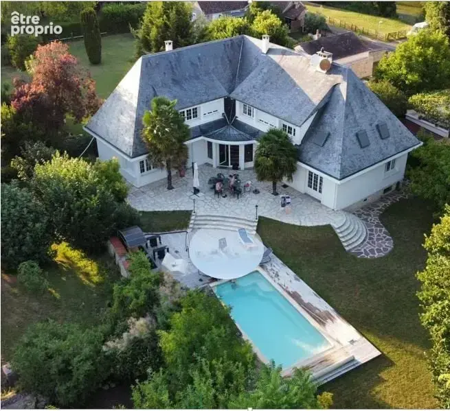 Villa située dans un secteur verdoyant très recherché - photo 2
